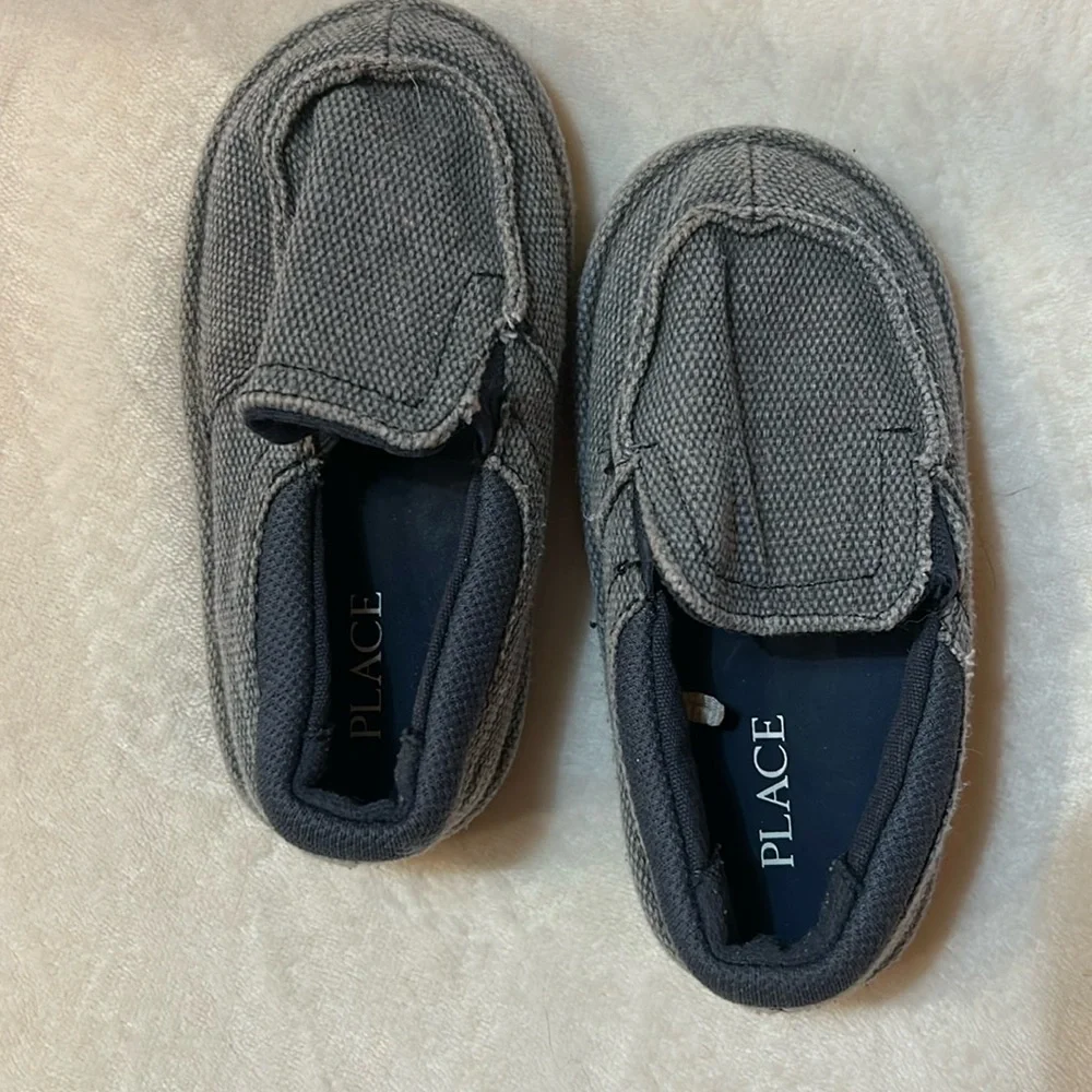 The Children’s Place slip on shoes